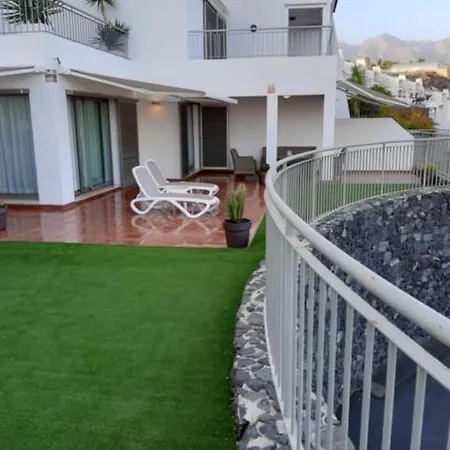 La Caleta Magnolia Golf Apartment *